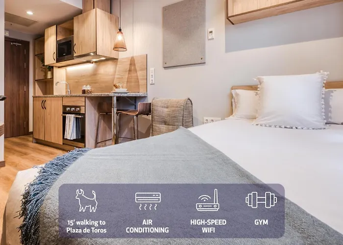 Livensa Living Pamplona Albergue Juvenil